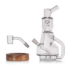 Pipes & Bongs & Rigs